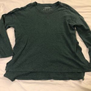 Pact Organic Sweatshirt with Split Hem in Dark Teal